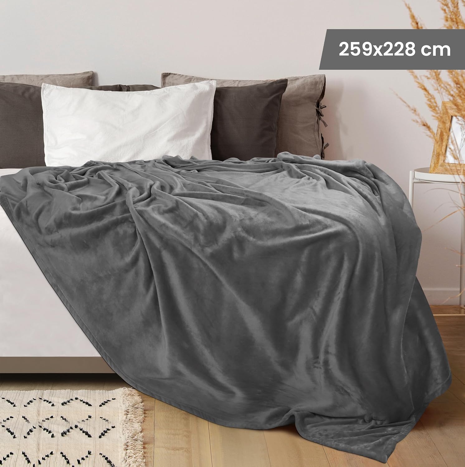 Detalle 2 de Utopia Bedding Manta Forro Polar 300 g/m² King