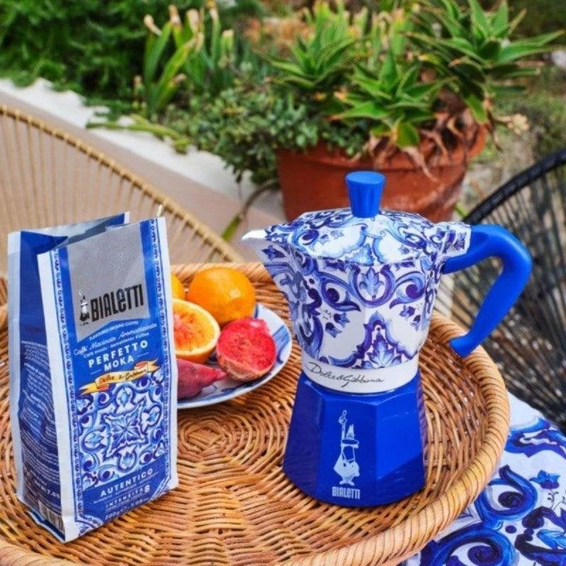 Detalle de Bialetti Dolce&Gabbana Moka Express 6 tazas de aluminio compatible con inducción