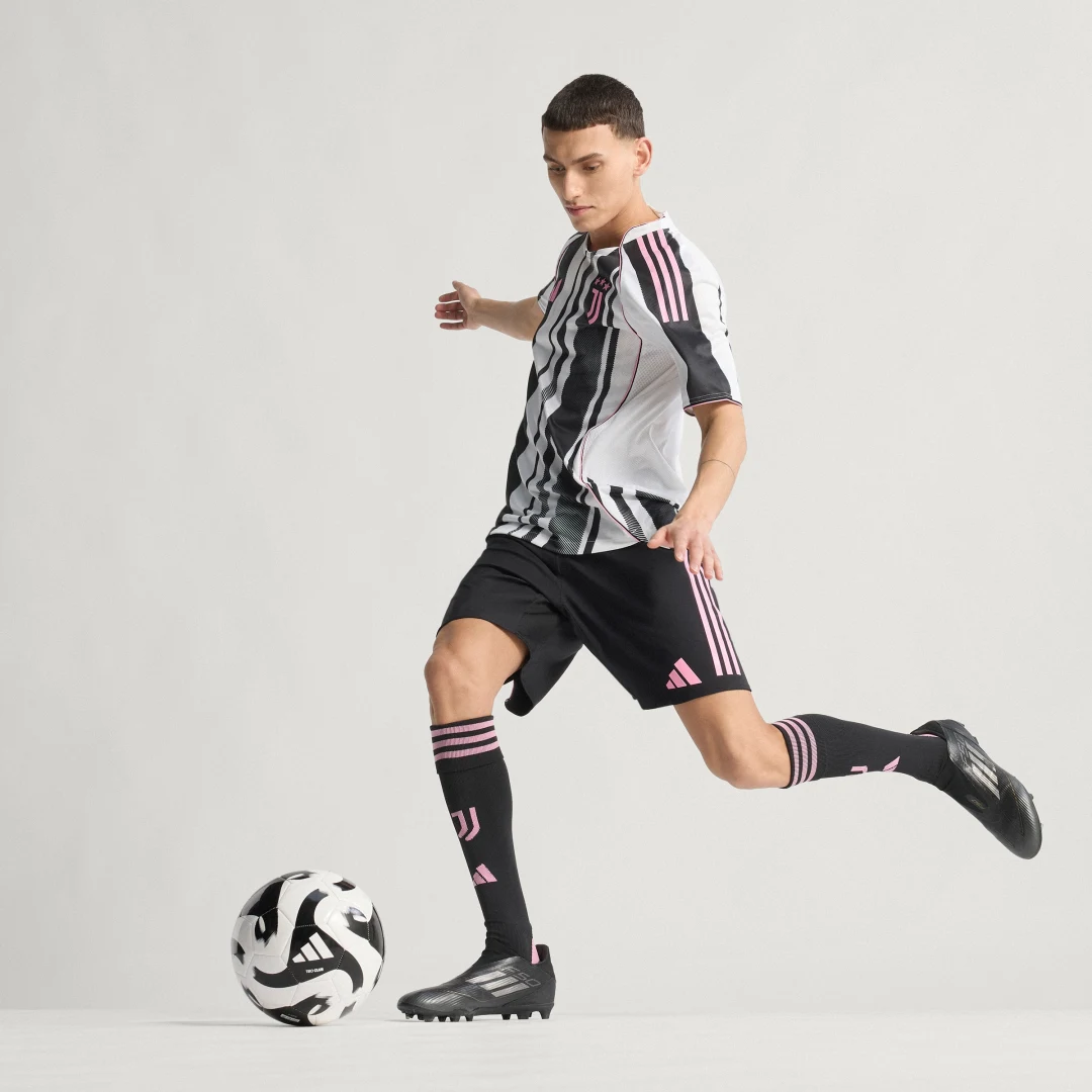 Thumbnail 2 de Juventus 25/26 Home Authentic camiseta