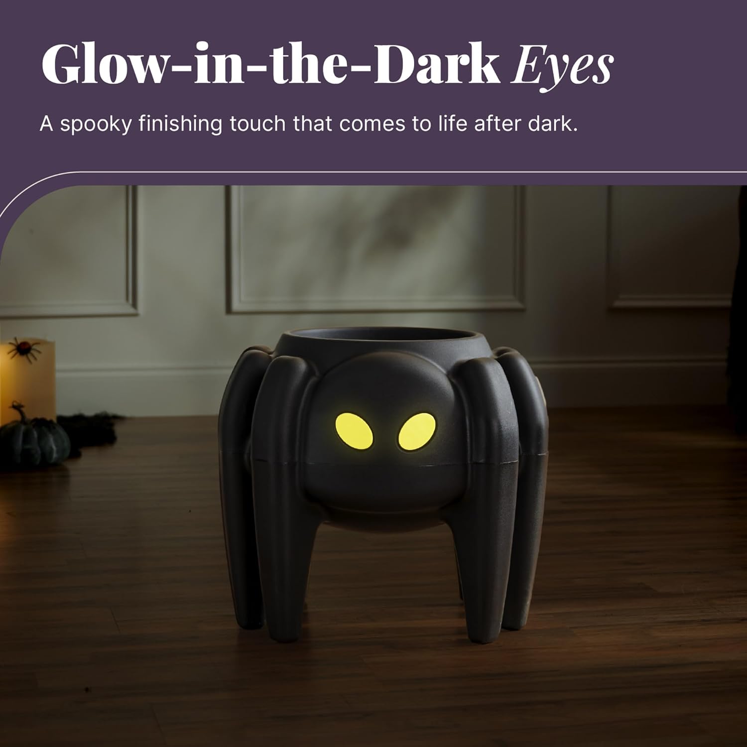 Detalle 2 de Step2 564299 Spooky Spider Planter, Black Halloween Decor with Glow-in-the-Dark Eyes