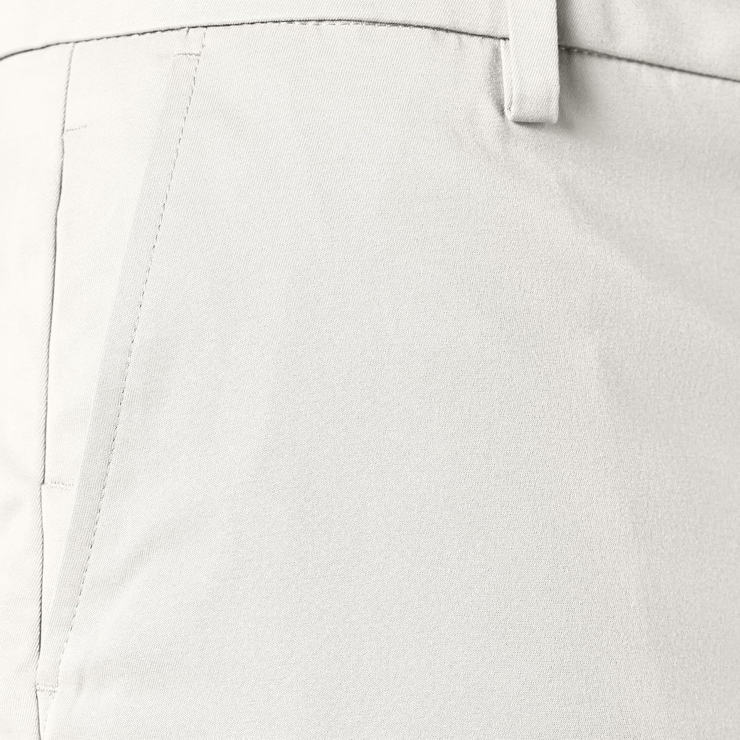 Thumbnail 5 de Amazon Essentials Men’s Classic-Fit Stretch Golf Shorts (Big & Tall)