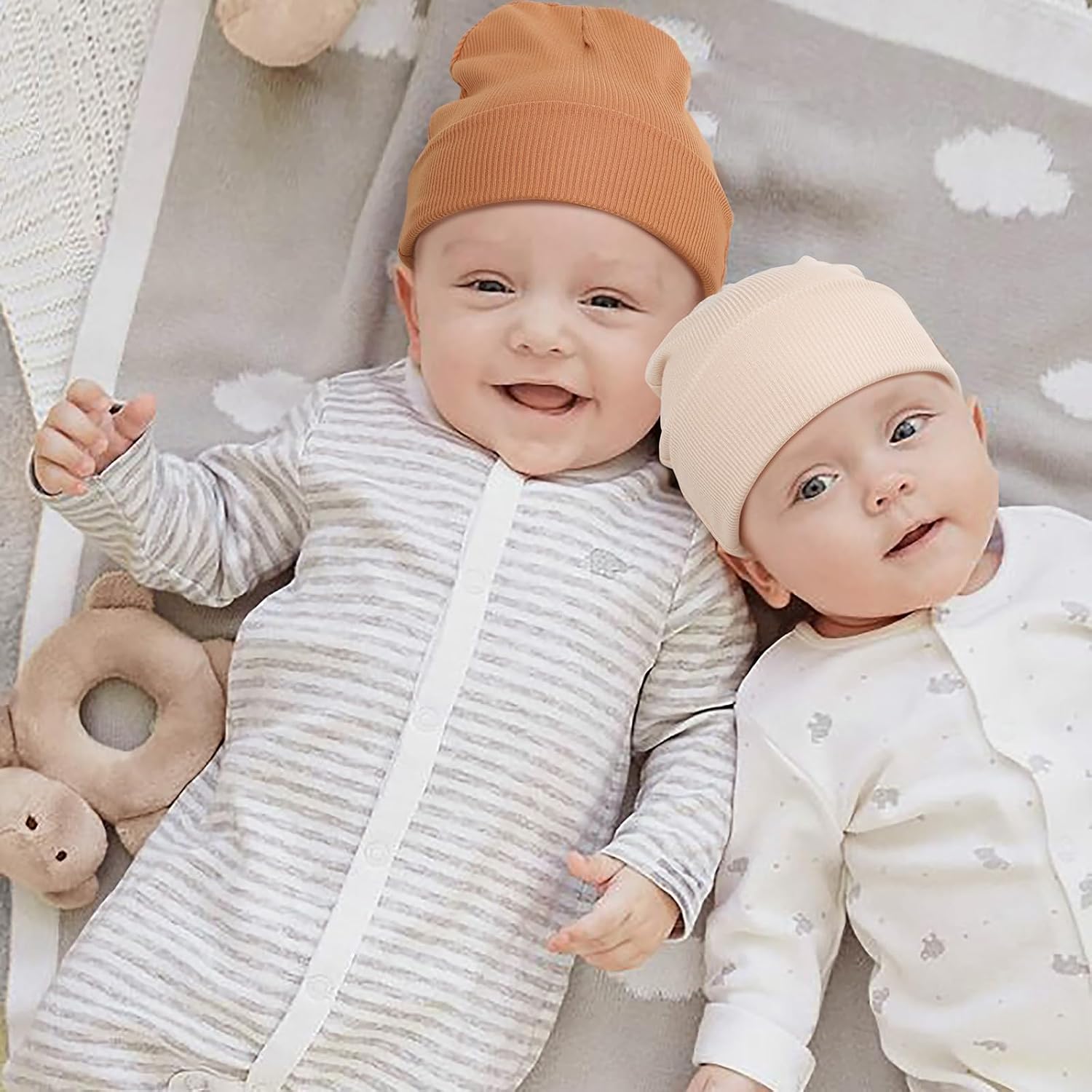 Detalle de Newborn knit hat 0-24 months by DRESHOW
