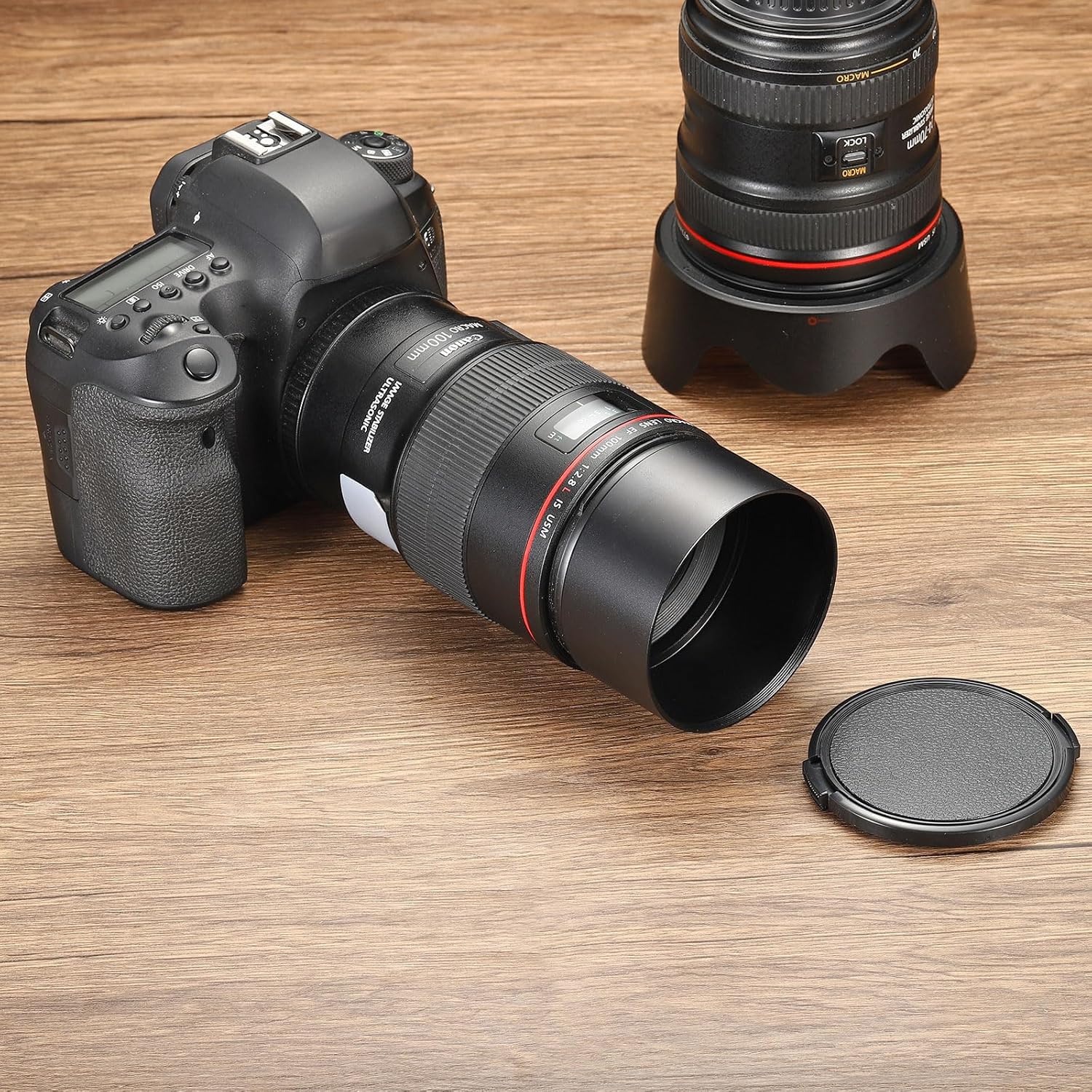 Detalle de PATIKIL 67mm Lens Hood: Long Focus Frosted Surface with Anti-Reflective Inside and Cleaning Cloth