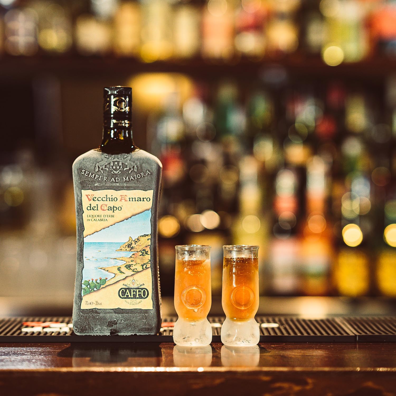 Thumbnail 4 de Vecchio Amaro del Capo - Liquore d'Erbe di Calabria (70 cl) di Vecchia Amaro del Capo