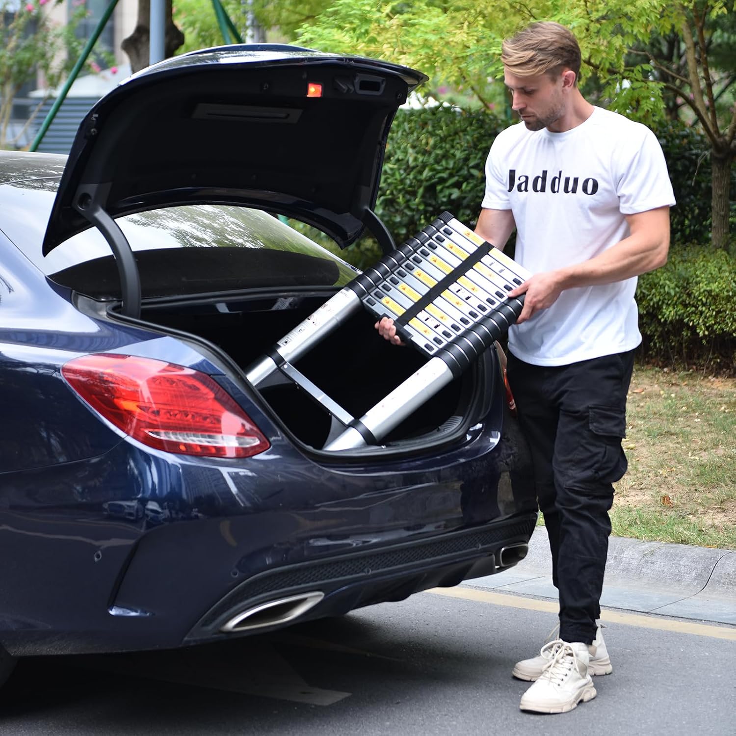 Thumbnail 6 de JADDUO 29.5 FT Telescoping Aluminum Ladder with Hooks, Wheels & Stabilizer Bar