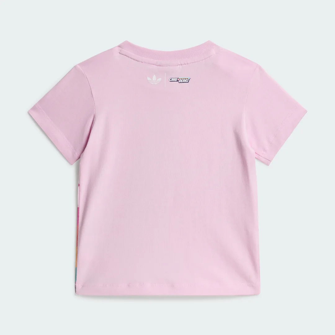 Detalle de CONJUNTO Adidas CARE BEARS: camiseta y pantalón corto en rosa, para looks casuales que priorizan comodidad