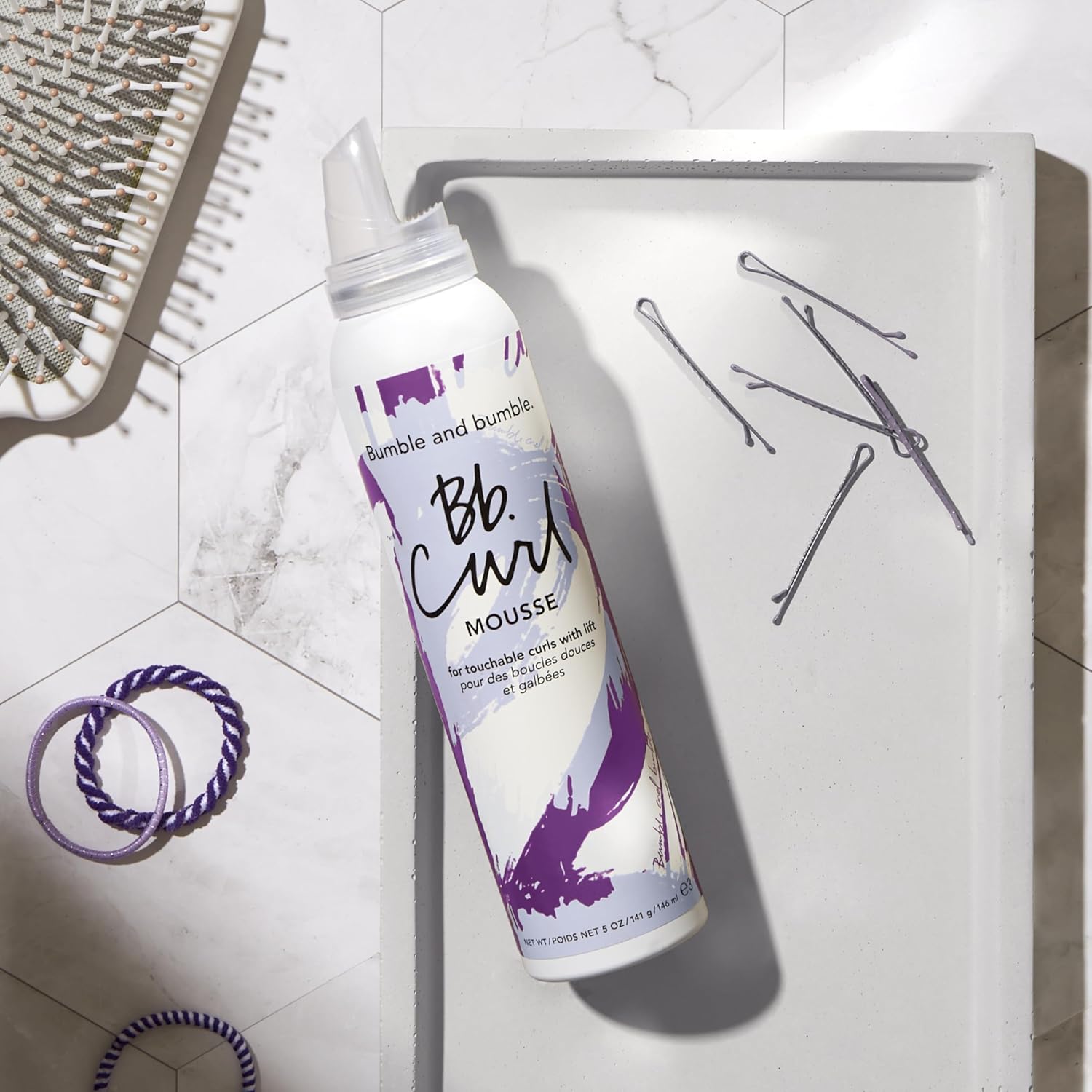 Detalle de Bumble and bumble. Curl Hair Mousse – Anti Frizz for Touchable Curls