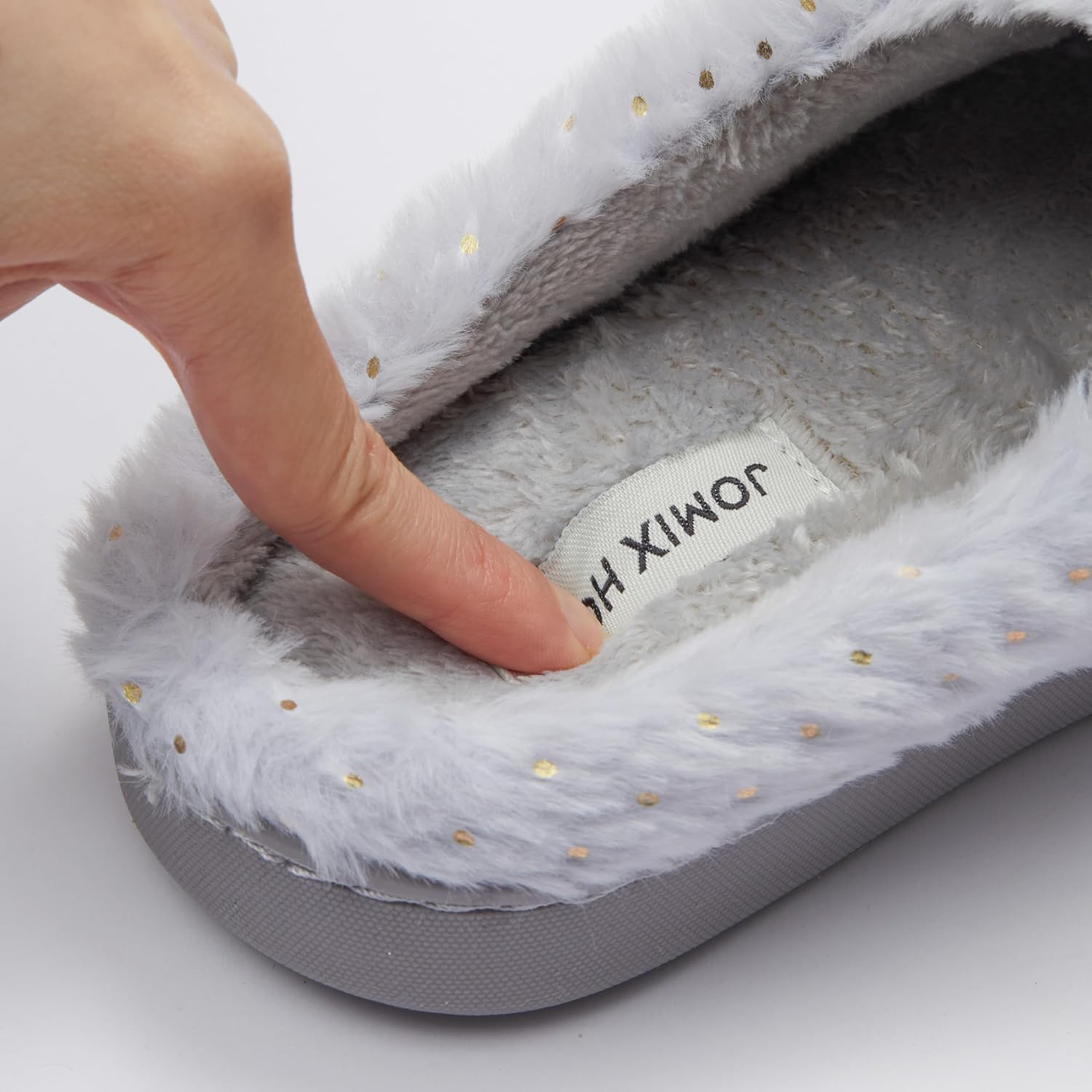 Detalle 2 de JOMIX damespantoffels met sterrenprint voor warme winterdagen binnenshuis
