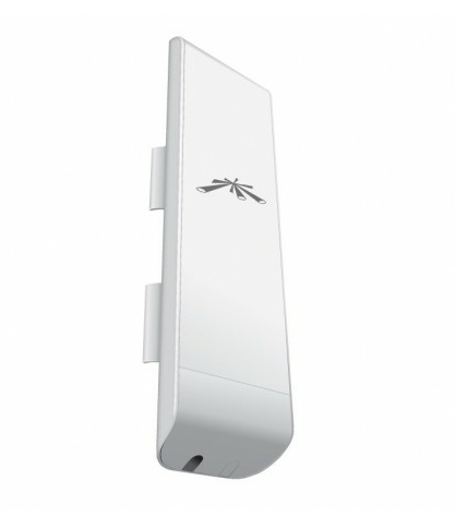 Detalle de Ubiquiti NanoStation M2 NSM2 2.4 GHz 11 dBi 630 mW — rendimiento exterior para enlaces a distancia