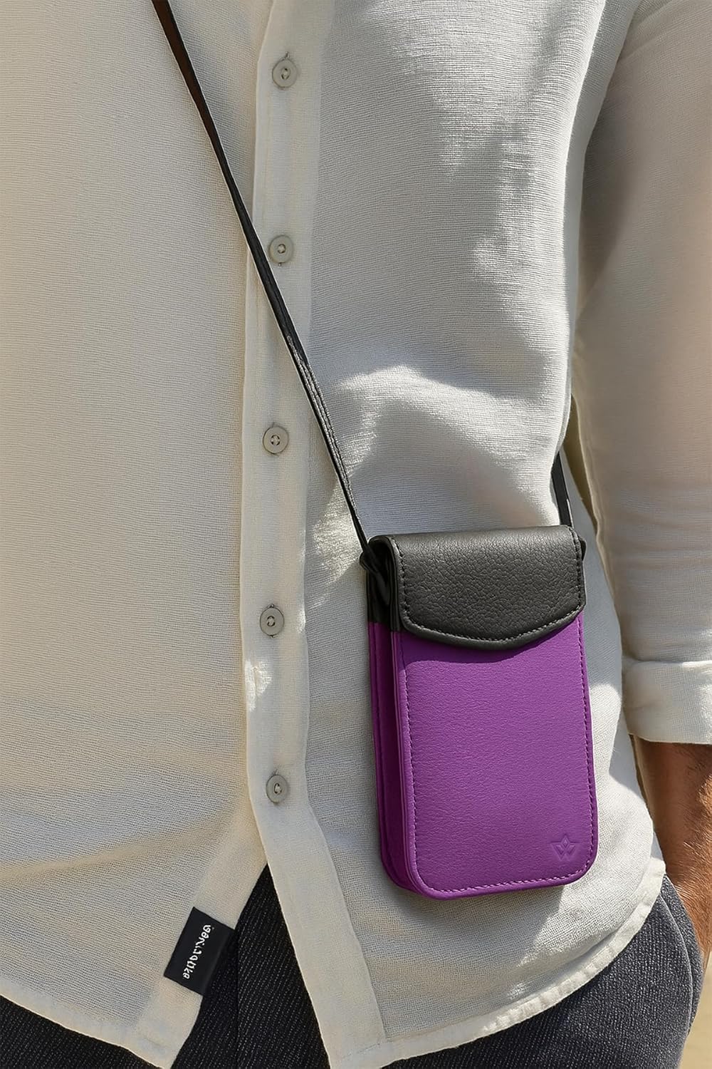 Thumbnail 1 de WASAMA Sidekick Leather Crossbody Phone Bag for Women