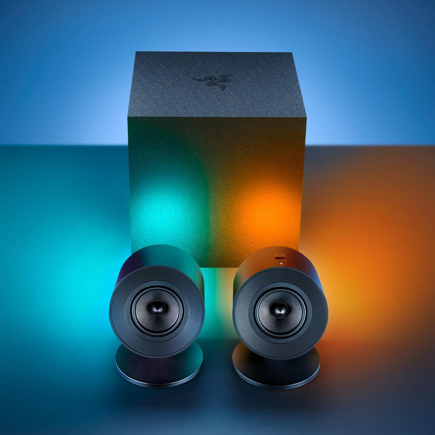 Thumbnail 1 de Razer Nommo V2 Full-Range 2.1 PC Gaming Speakers with Wired Subwoofer (THX Spatial Audio) - Black