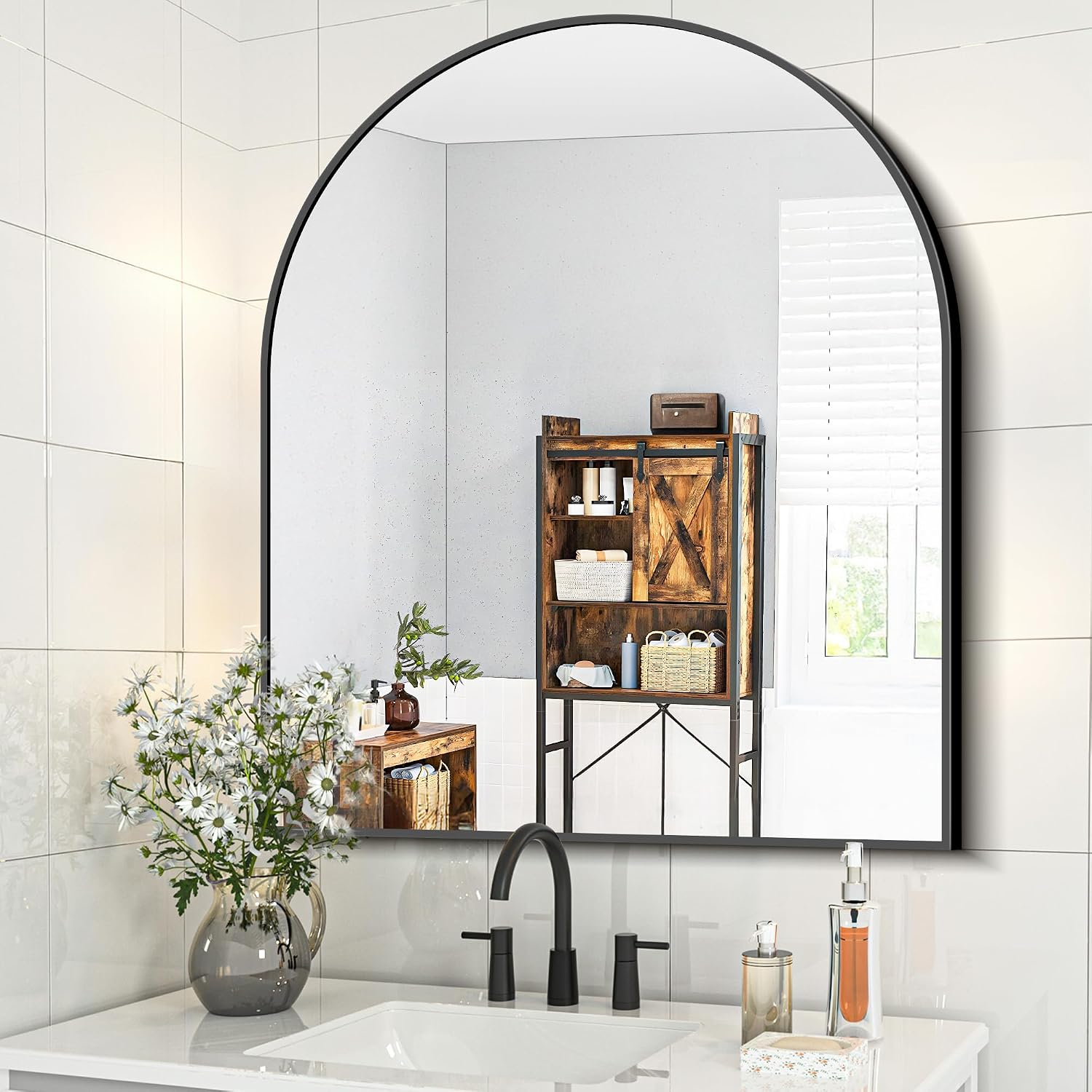 Detalle de BONEWEI Arched Bathroom Mirror, 36 x 40-Inch Black Aluminum Frame
