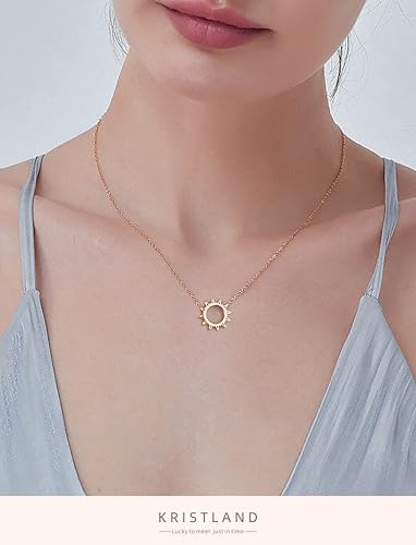 Thumbnail 2 de KristLand Oro Chapado Collar Layered para Mujer – Dije Solar Geométrico en Acero Titanio