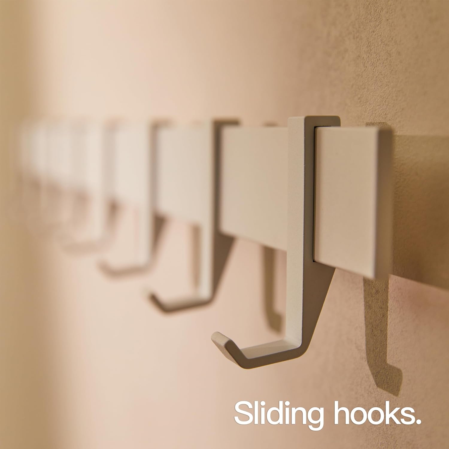 Detalle de Designfactory Hamburg Coat Hooks Wall Mounted – 80 cm Matte White