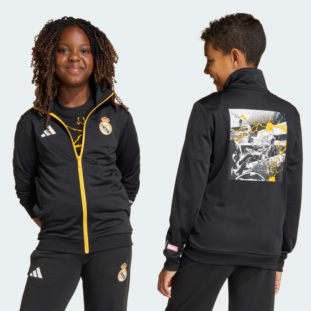 Detalle de Chaqueta deportiva adidas Real Madrid Avengers – Negro, para fans que buscan comodidad y estilo