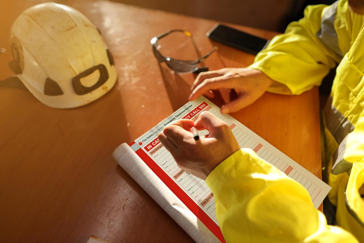 Detalle de Safety First Aid Group A4 Fire Safety Log Book