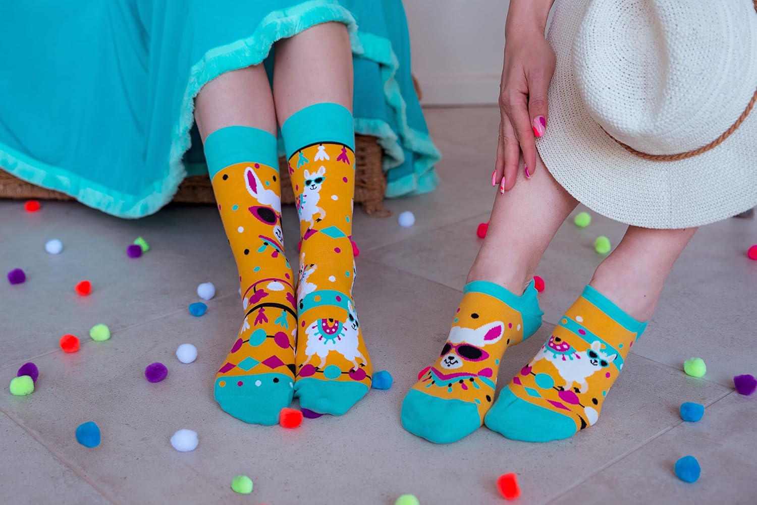 Detalle de Dedoles Socken (unisex) – 1 Paar mit linken und rechten Socken in verschiedenen Designs aus Baumwollmischung
