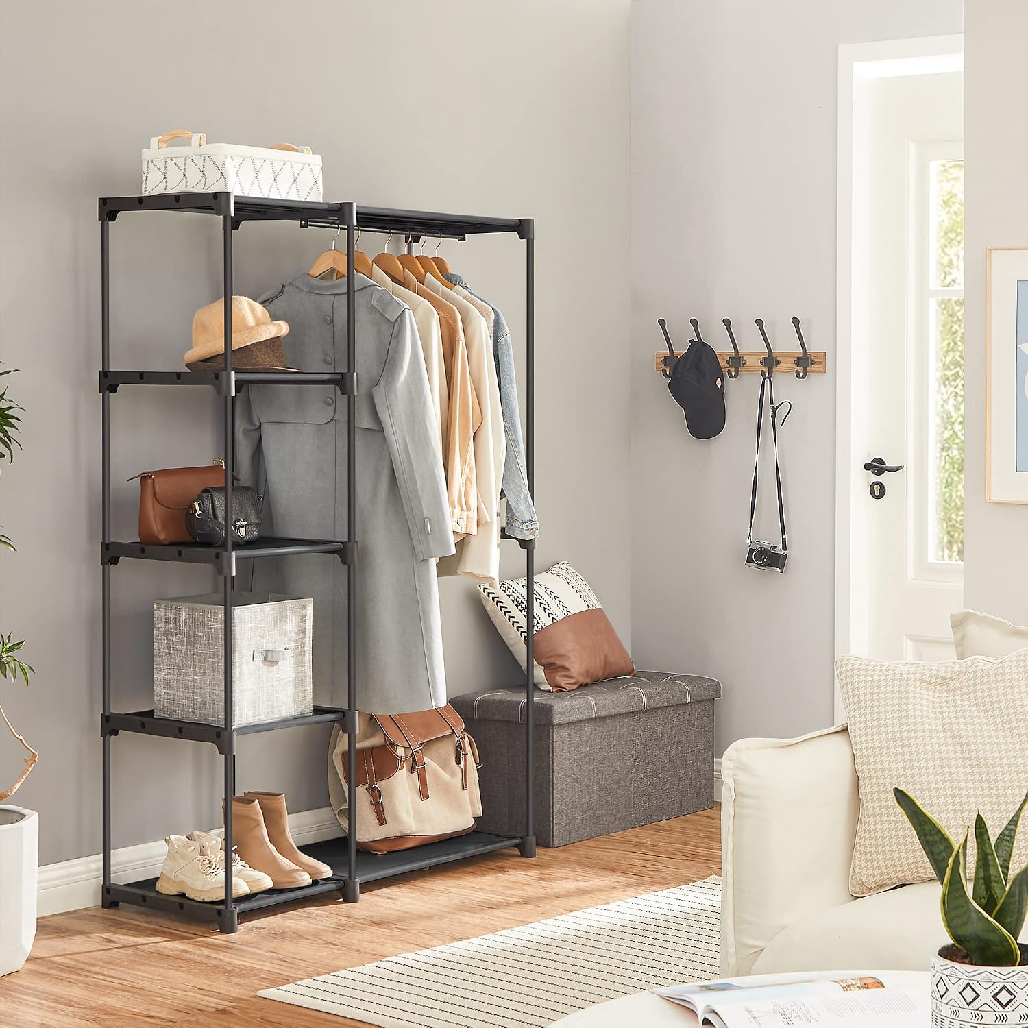 Detalle de SONGMICS RYG24BK Fabric Wardrobe, 112 x 43 x 165 cm, 2 Hanging Rails