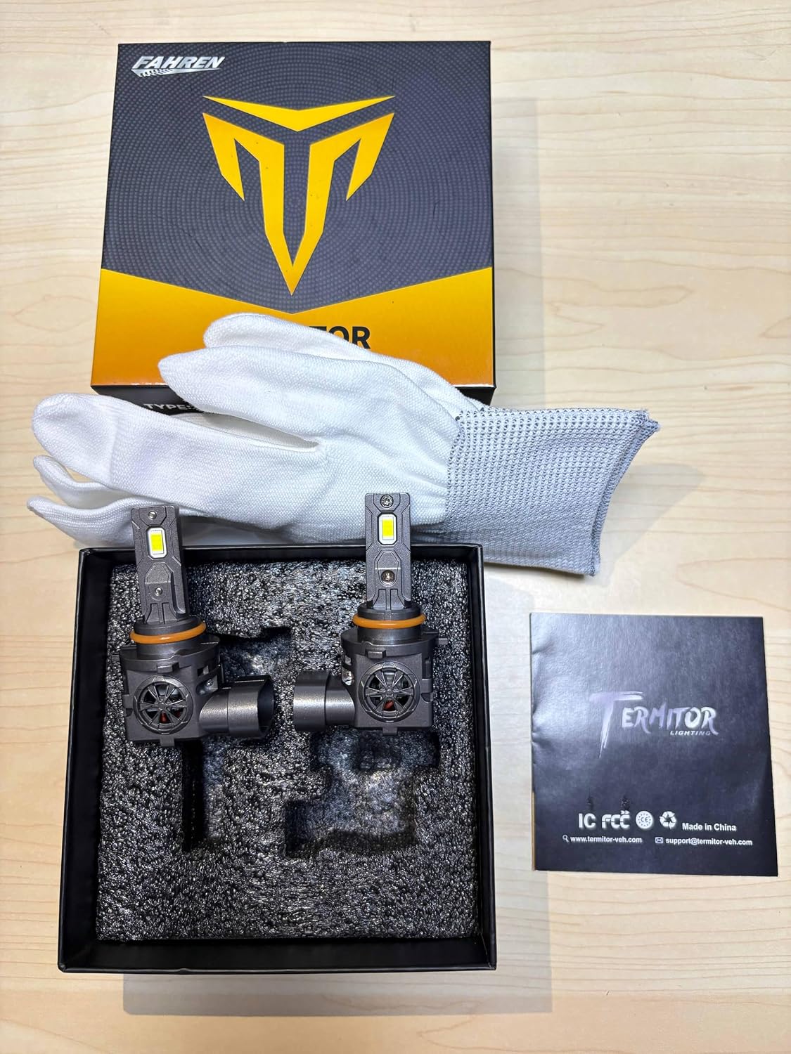 Detalle 2 de Termitor 9005/HB3 LED Bulbs 30000 lm