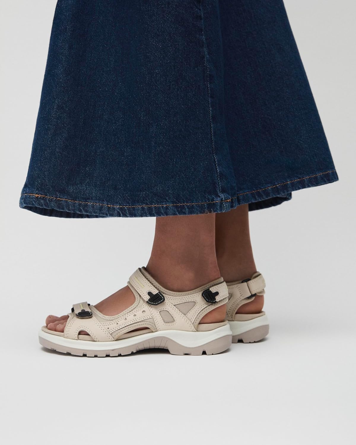 Detalle 2 de ECCO Damen OFFROAD YUCATAN Limestone Beige 39 – Robust, komfortabel und vielseitig einsetzbar