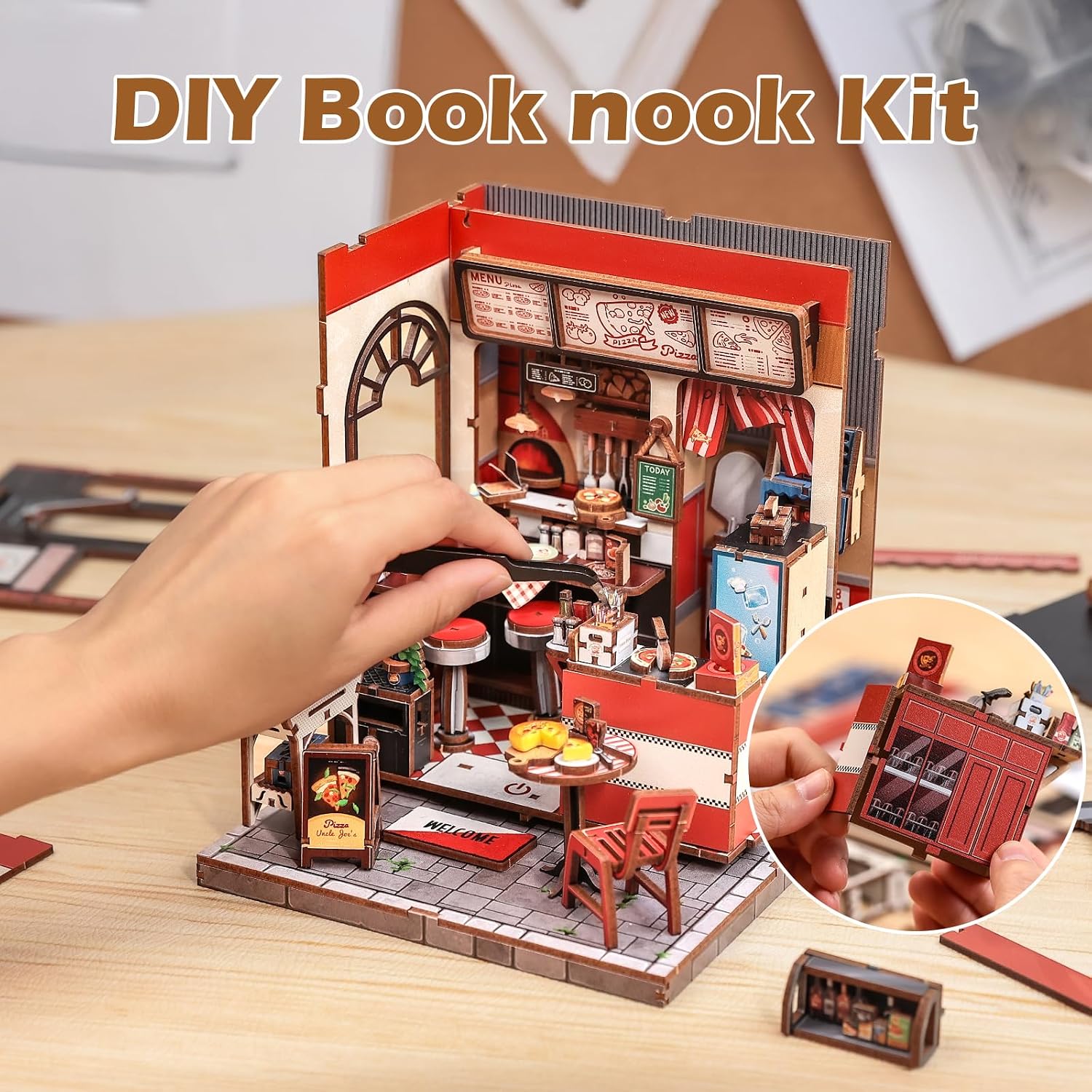Detalle 2 de Fsolis Book Nook Kit, DIY Miniature House - Uncle Joe's Pizzeria