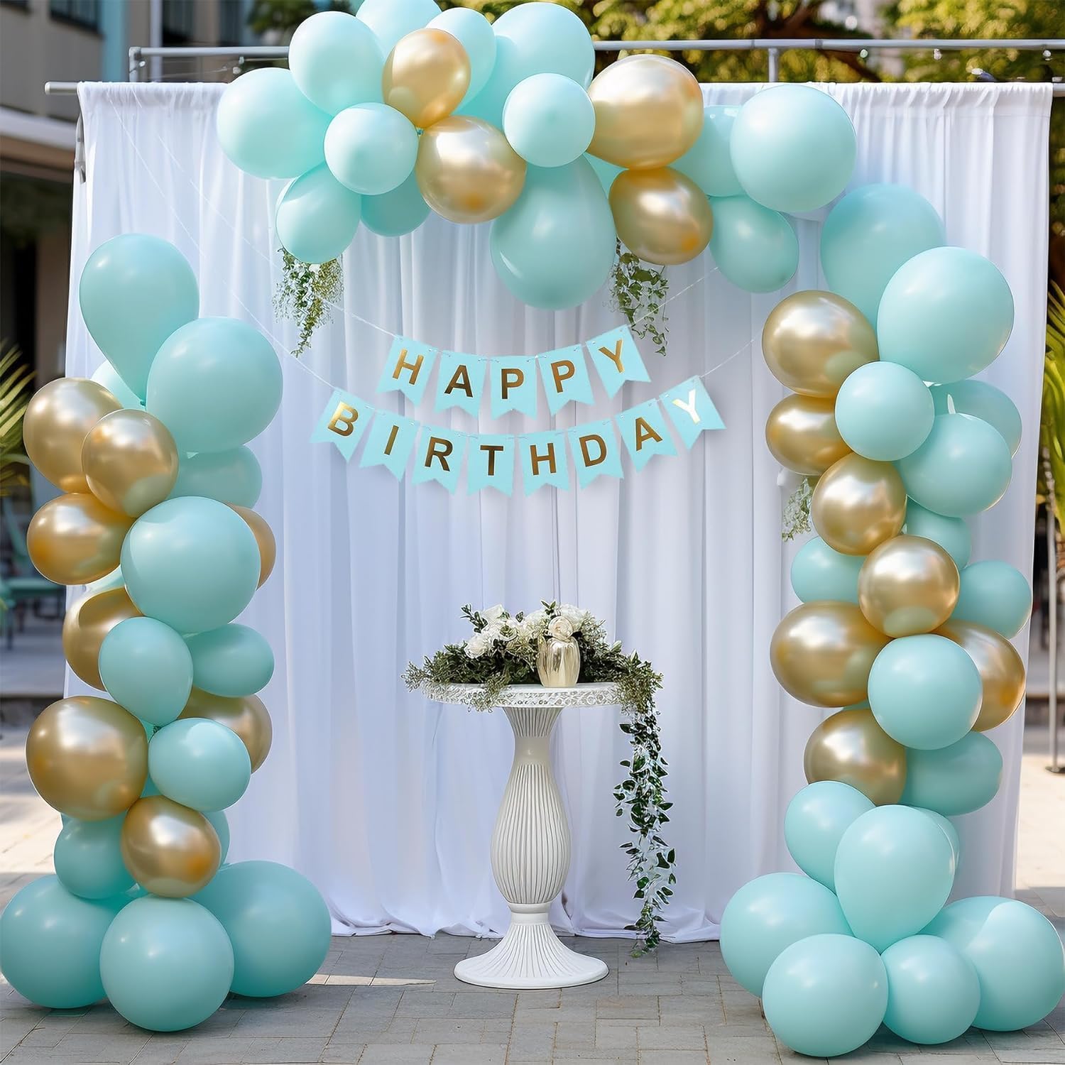 Detalle de 2,5 x 3 m Weißer Hintergrundvorhang aus Polyester – idealer Kulissen- bzw. Party-Hintergrund