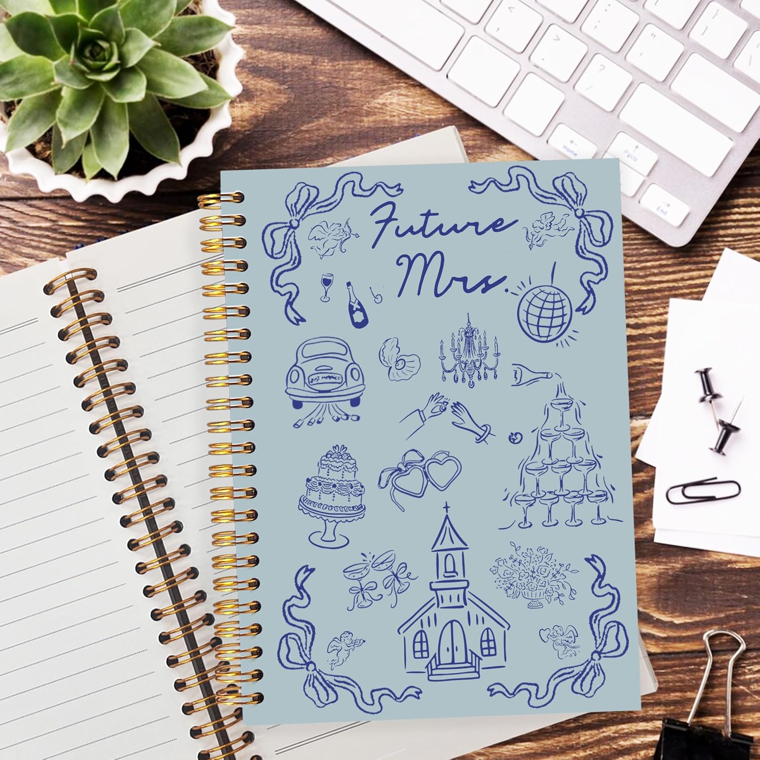 Detalle de YTRGI Spiral Notebook, 80 Lined Pages
