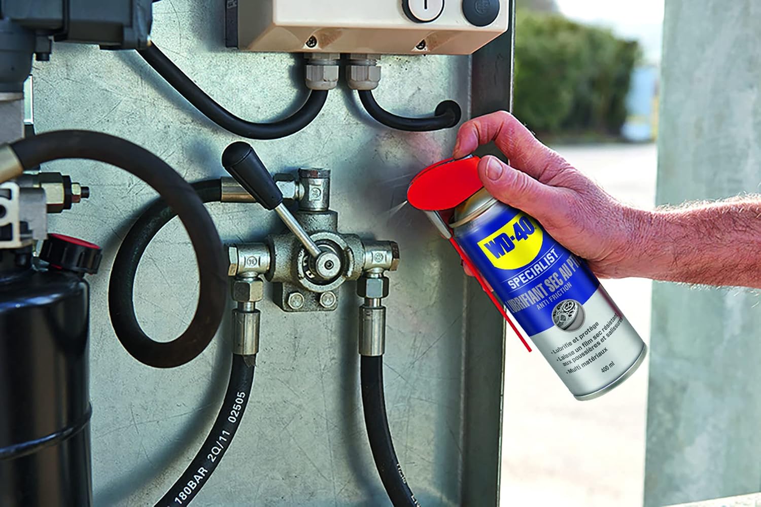 Thumbnail 6 de WD-40 SPECIALIST Lubrifiant Sec, aérosol 400 ml — film sec qui n'attire pas les salissures
