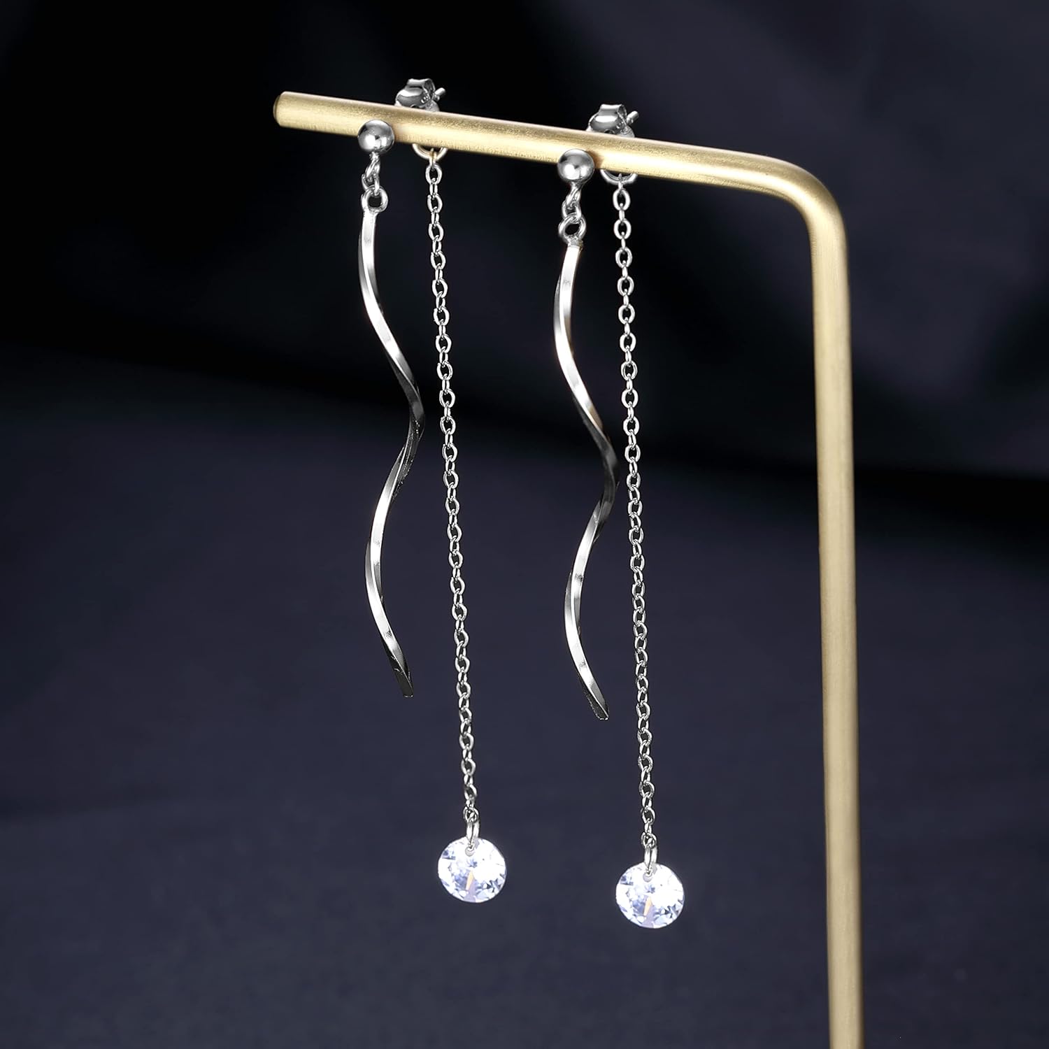 Detalle de SLUYNZ 925 Sterling Silver CZ Droplet Dangle Earrings – Long Chain with Wave Front