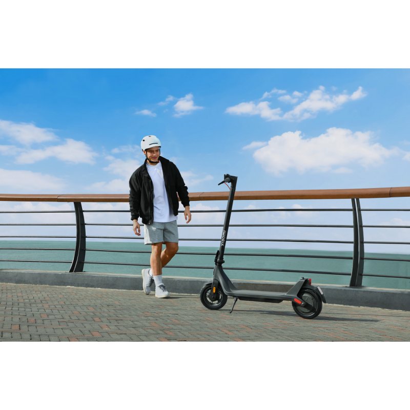 Thumbnail 2 de Xiaomi Electric Scooter 4 Lite (2nd Gen) – Patinete eléctrico Xiaomi de 300W en negro