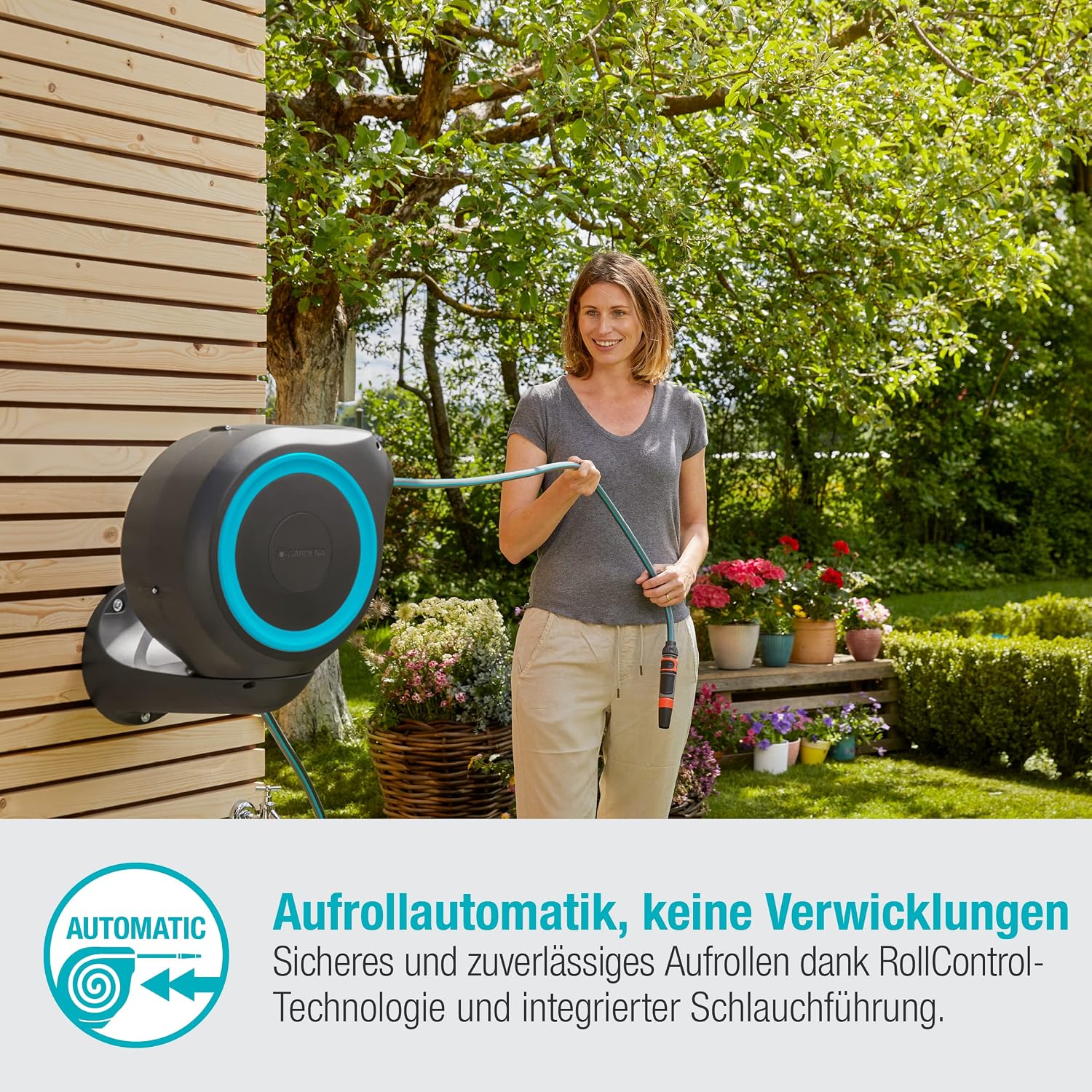 Detalle de GARDENA Wand-Schlauchbox RollUp S türkis 15 m (18600-20) – schwenkbare Trommel mit Wandhalterung