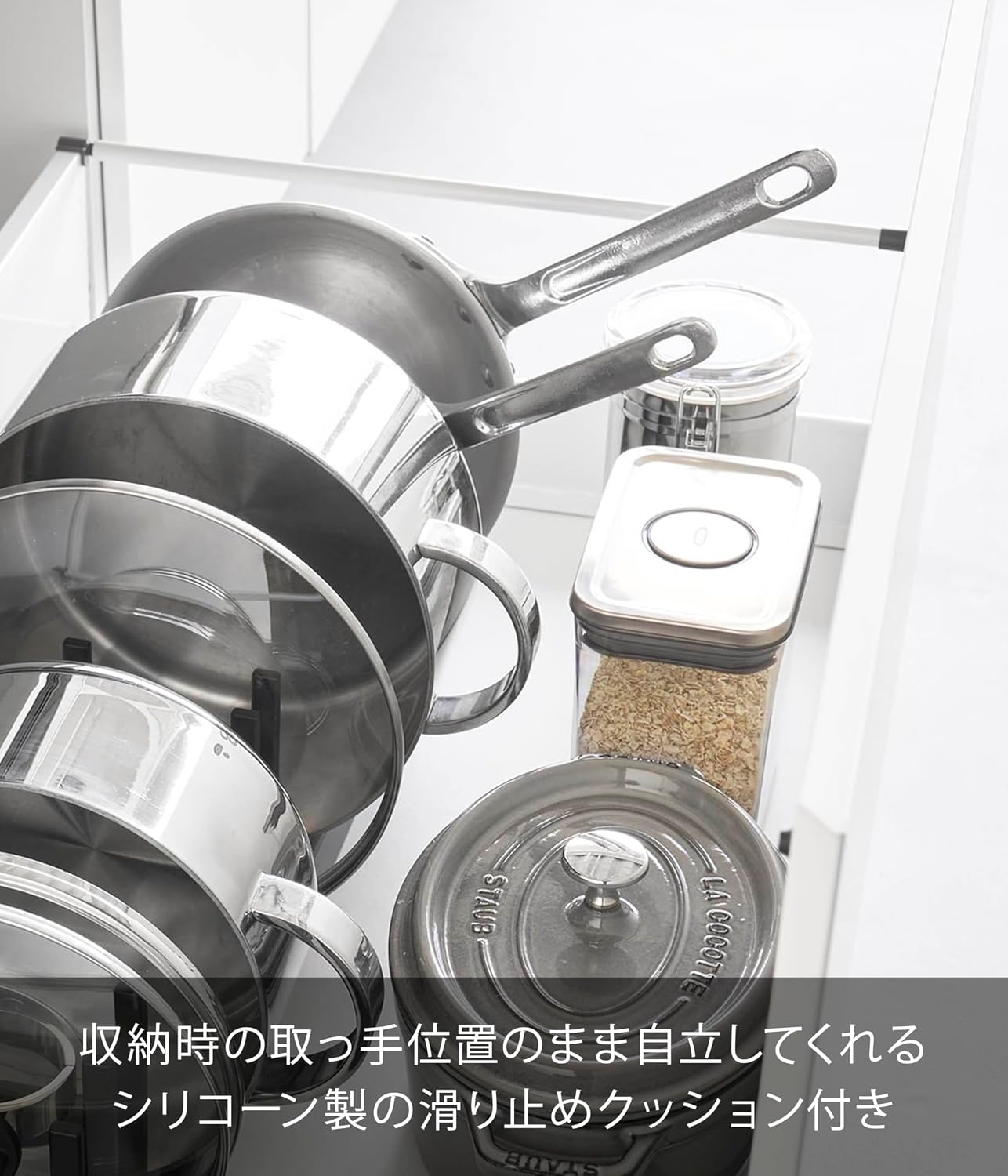 Detalle 2 de 山崎実業 tower 1360 シンク下収納スタンド 幅32cm ブラック 可動式仕切りバー10本