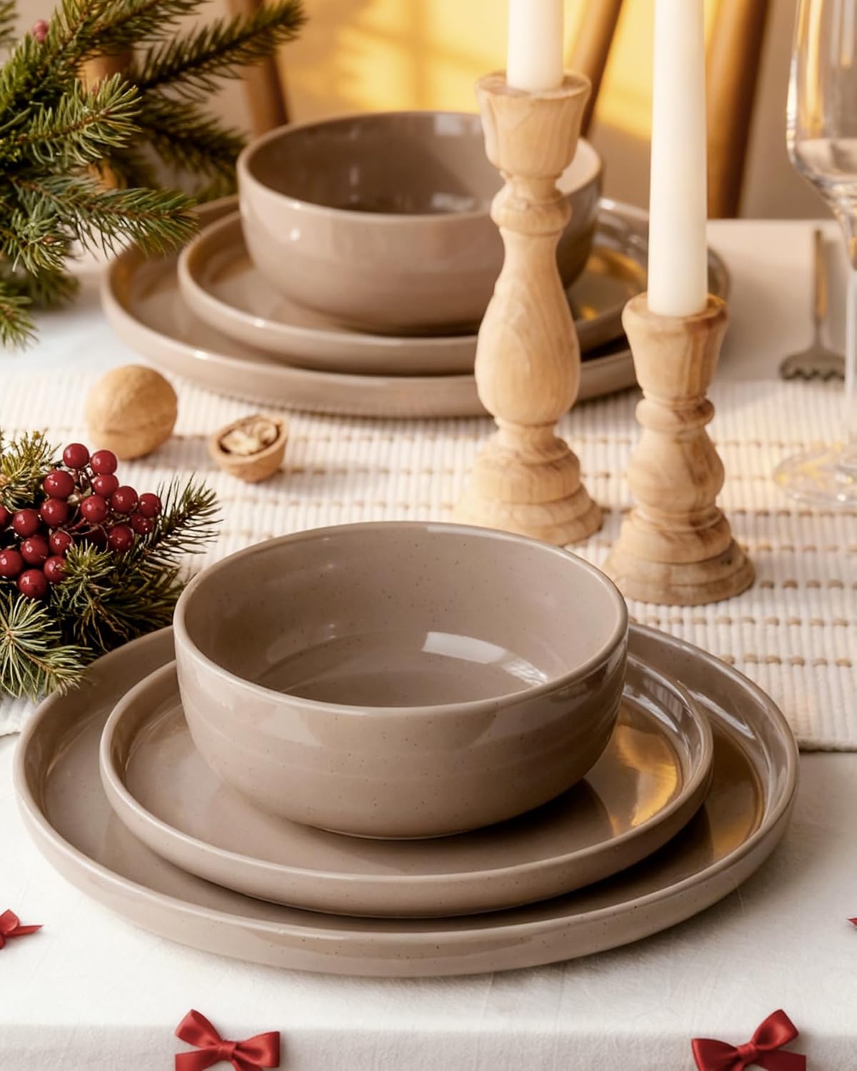 Detalle de Famiware Milkyway Dinnerware Set for 4 🥣