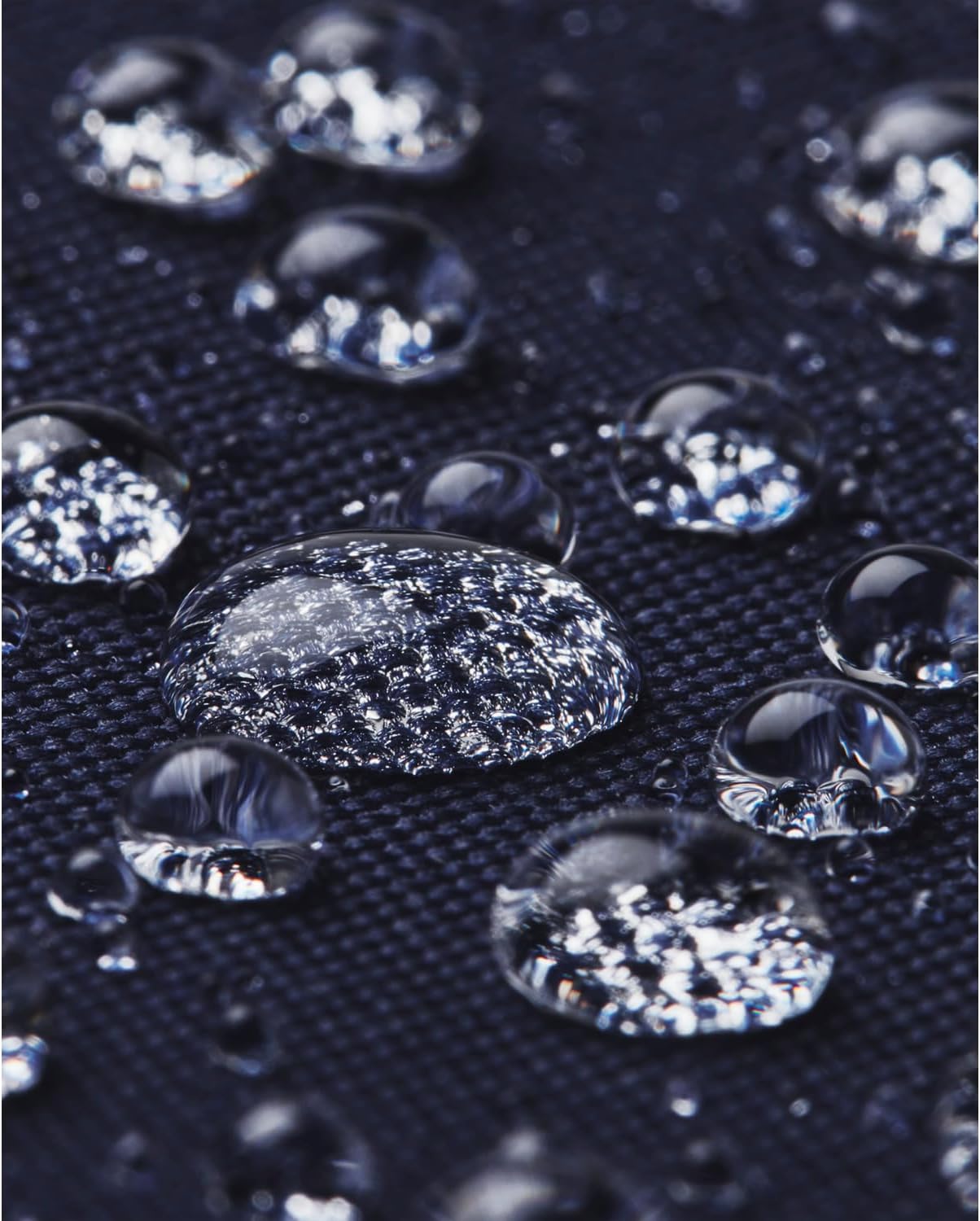 Detalle de Under Armour Loudon Lite Backpack: mochila resistente al agua para uso diario