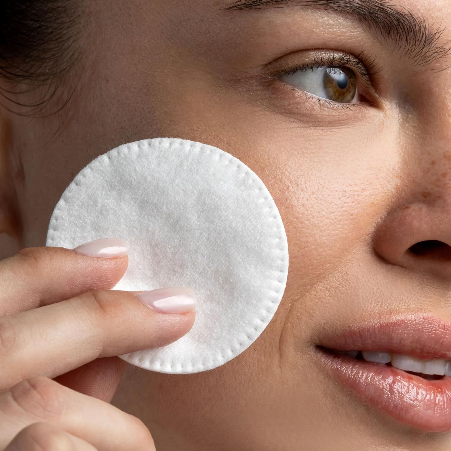 Detalle de Cliganic Premium Cotton Rounds 300 Count