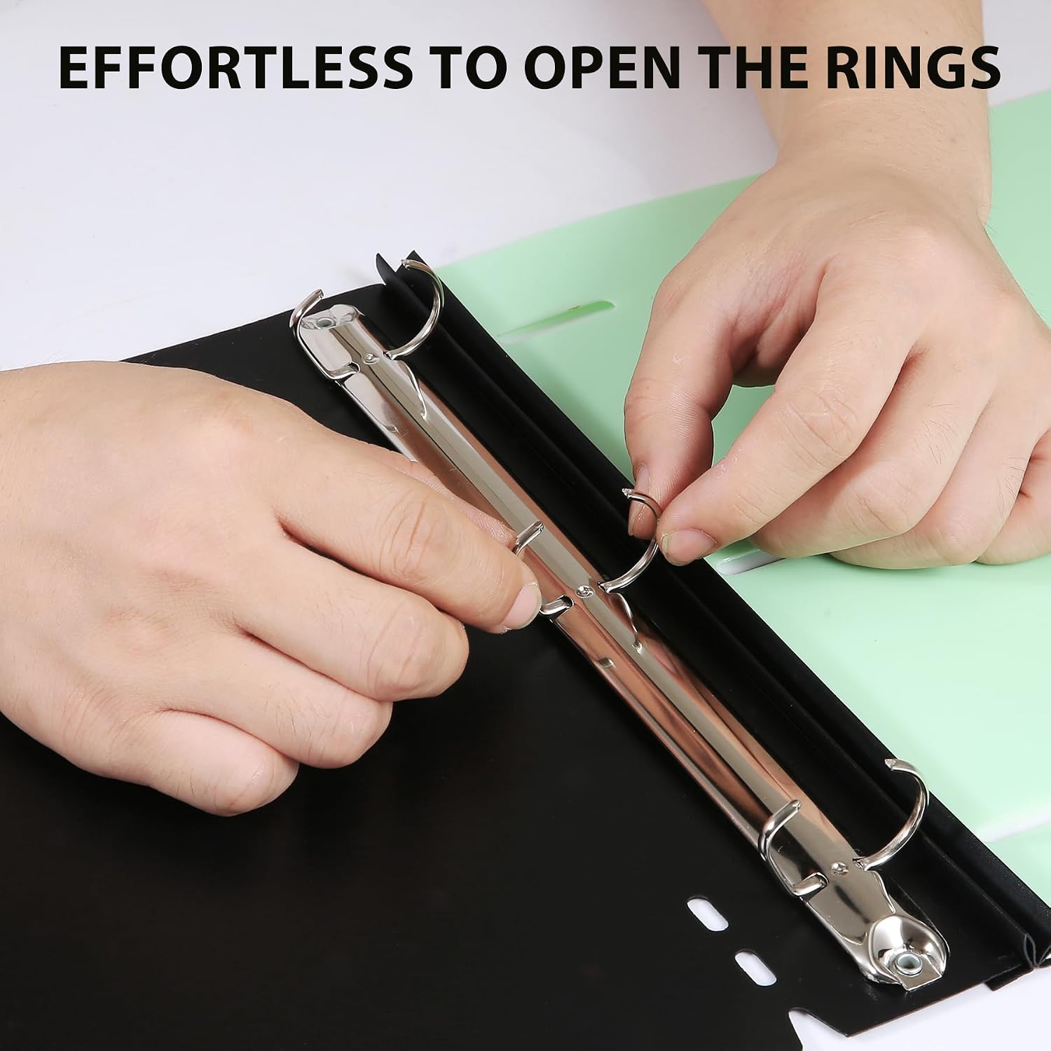 Detalle 1 de WOT I Telescoping 3-Ring Binder, 1-Inch