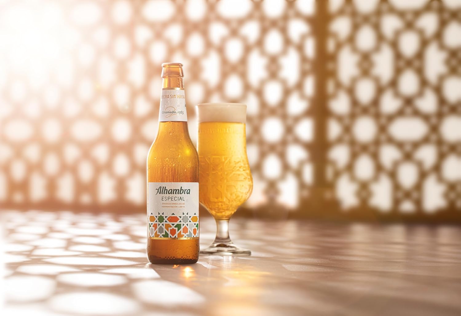Detalle de Alhambra Especial Pack 24 Latas 33cl 🍺
