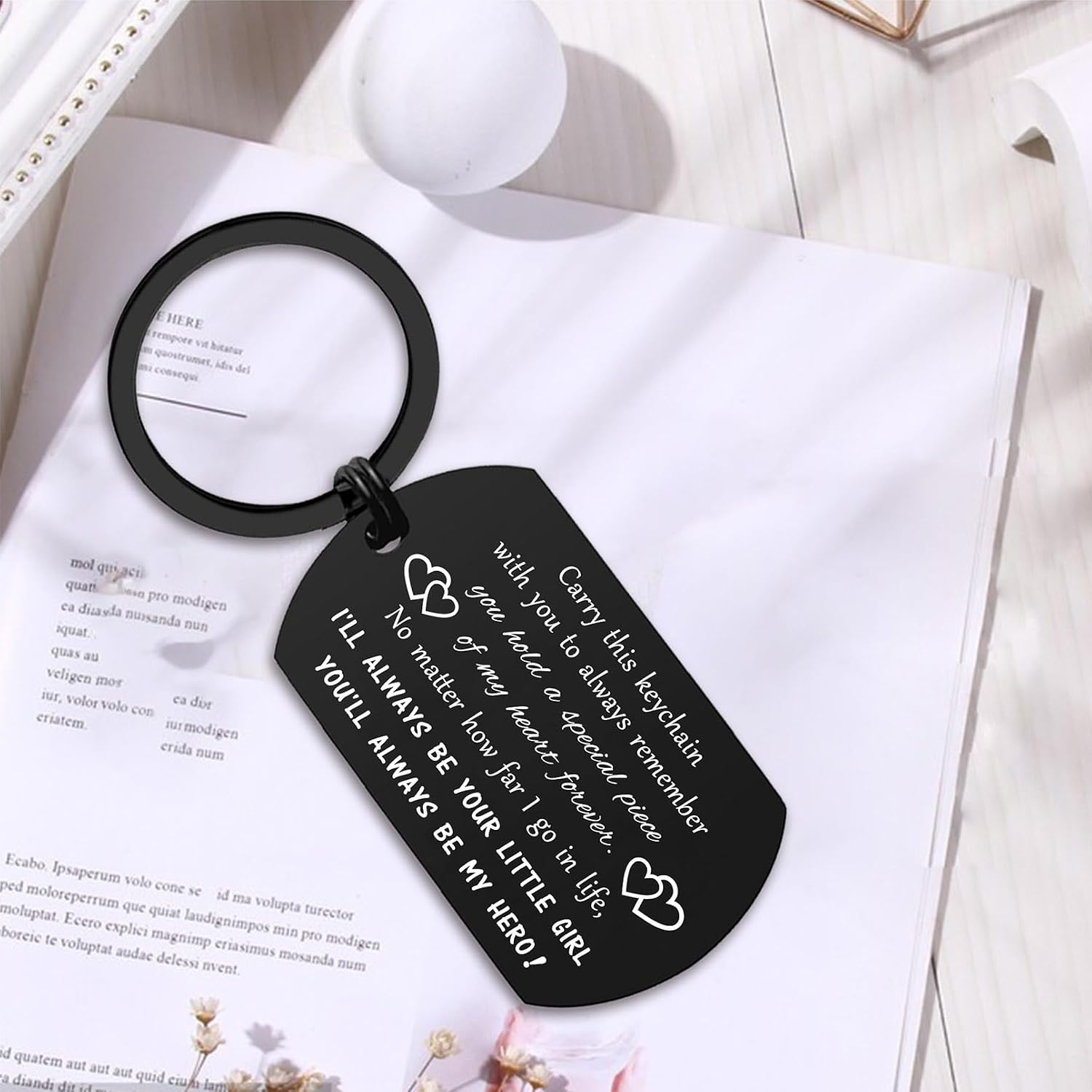 Detalle de ENGZHI stainless steel “Drive safe Papa” engraved keyring – Christmas, birthday and Father’s Day gift for Dad from daughter or granddaughter