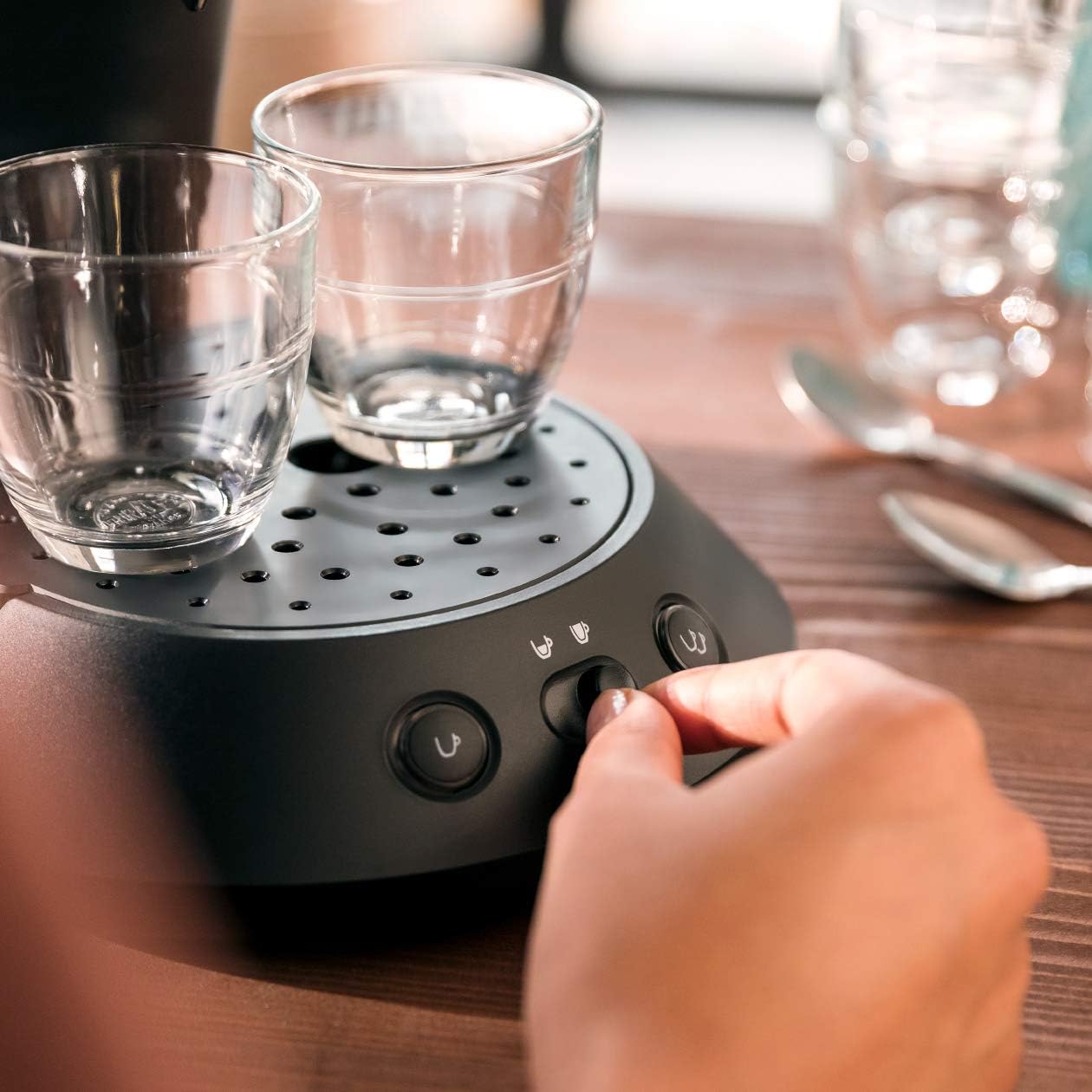 Detalle 2 de Philips Senseo Original Plus 0,7 L Kaffeepadmaschine