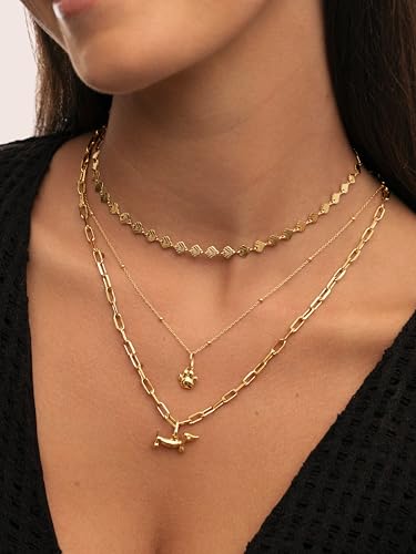 Detalle de SINGULARU Collar Shells de Acero Baño Oro 18K – Cadena 36 cm + 5 cm de alargador
