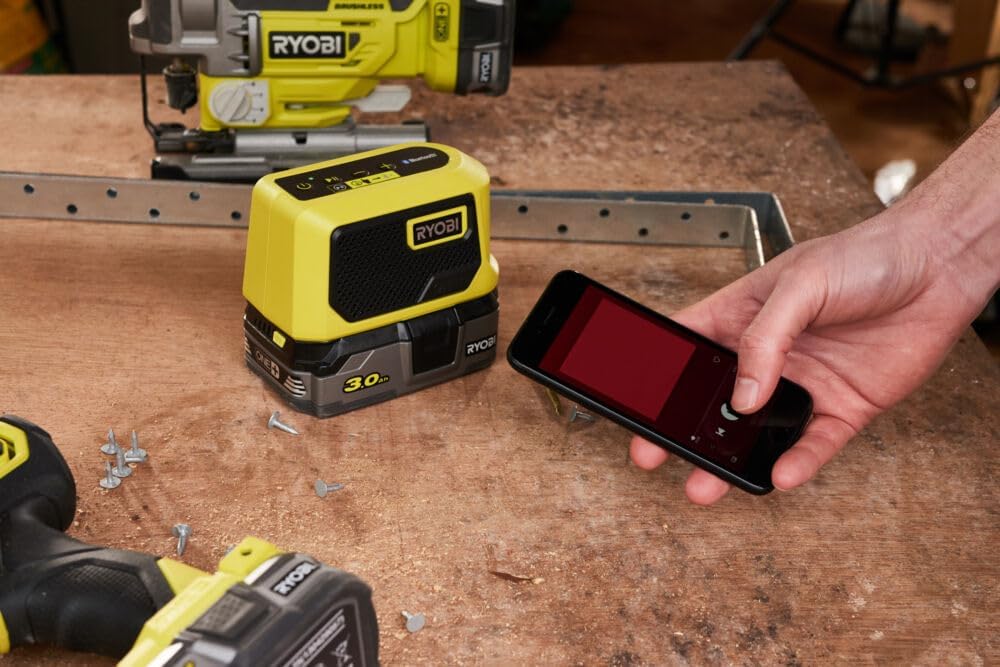 Thumbnail 6 de RYOBI Radio Chargeur Sans Fil 18V One+ RBTM18-0 – Haut-Parleur Bluetooth 5 W, 100% Nomade