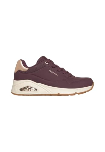 Detalle de Skechers UNO Golden Air, zapatillas para mujer con detalles dorados, borgoña, talla 38