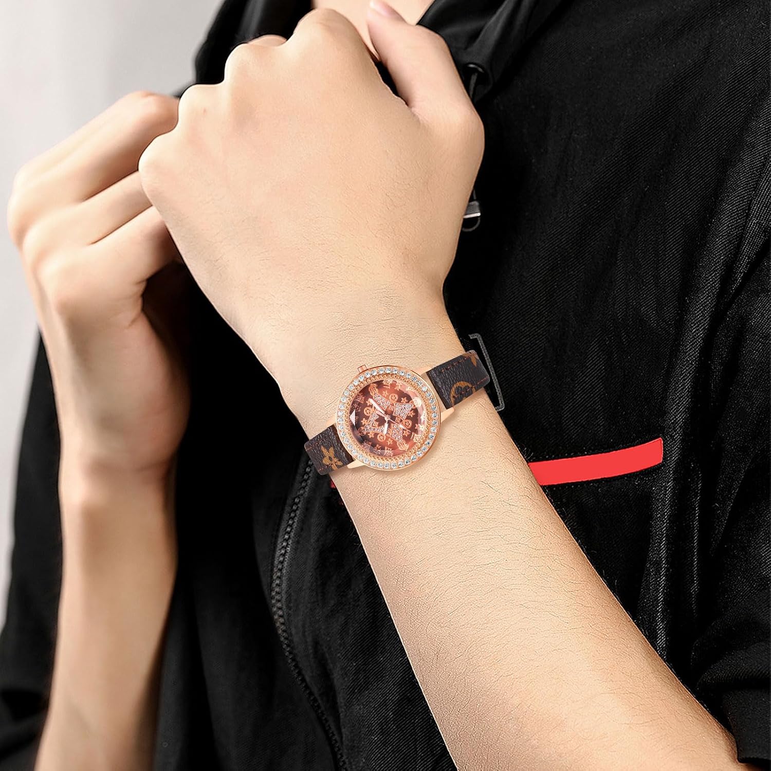 Detalle 2 de JewelryWe Damen Uhr Leder Diamant – Glitzer Strass Analog Quarz Armbanduhr