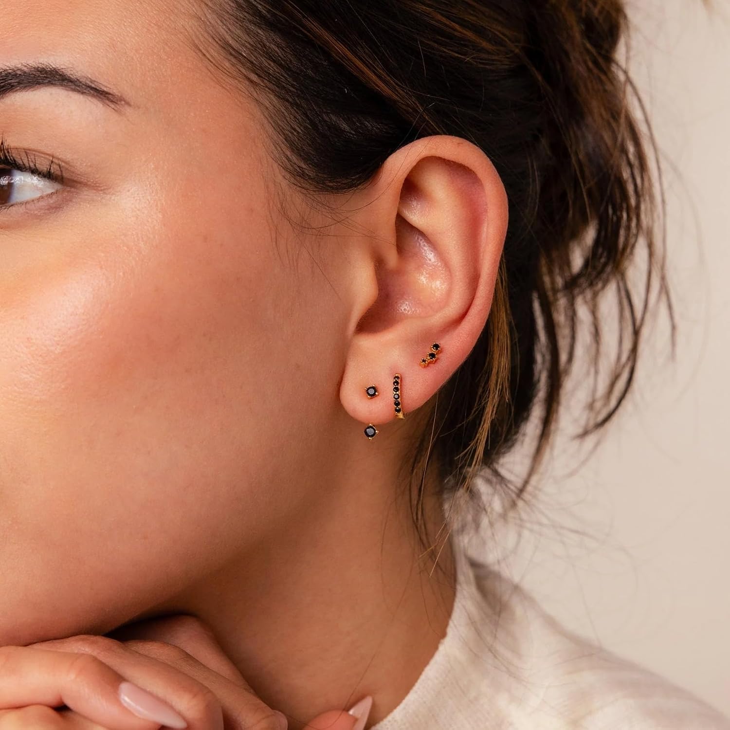 Detalle 1 de Small Earrings Set, Brass