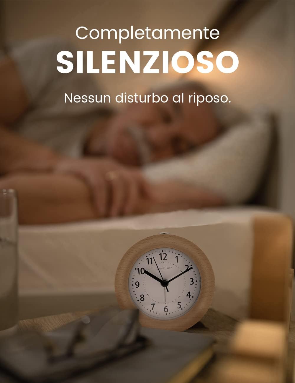 Detalle de aboveClock Sveglia da comodino analogica in legno chiaro con snooze e luce notturna