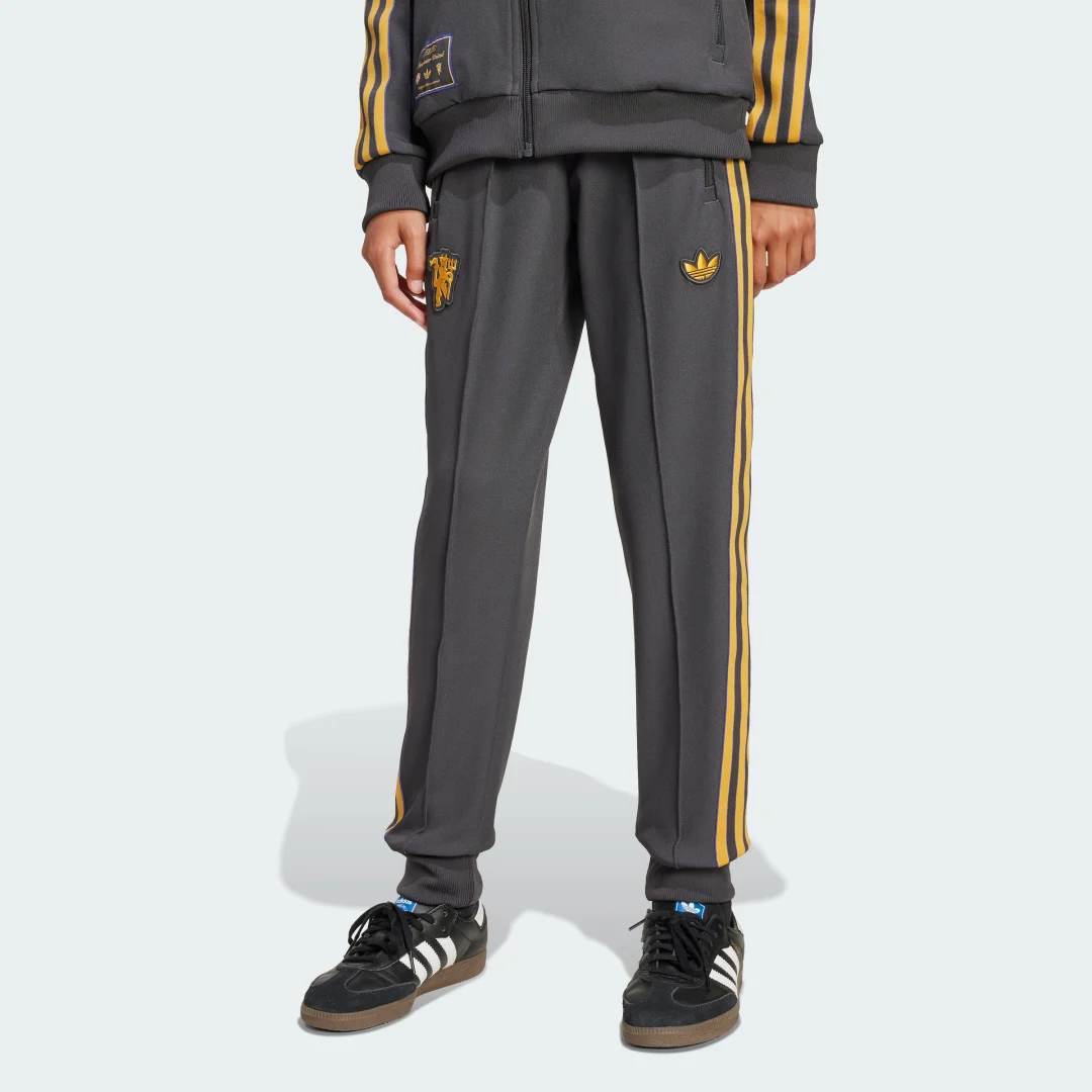 Thumbnail 2 de Pantalón Manchester United Terrace Icons de Adidas — negro