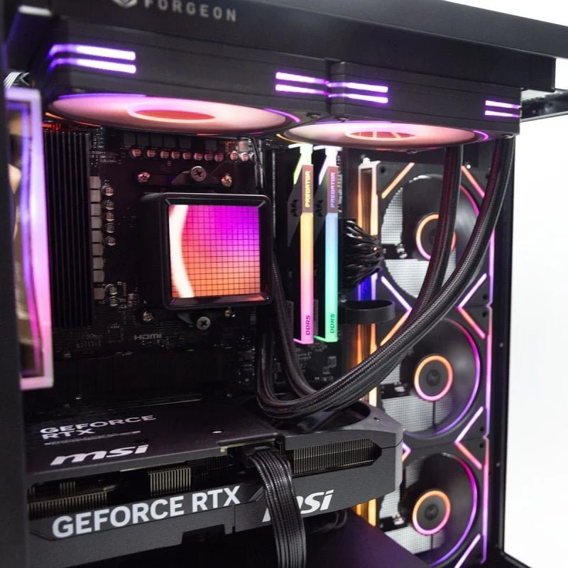 Thumbnail 1 de PcCom Imperial By Starwraith Ryzen 7 9800X3D 32 GB, 2 TB SSD, RTX 5070