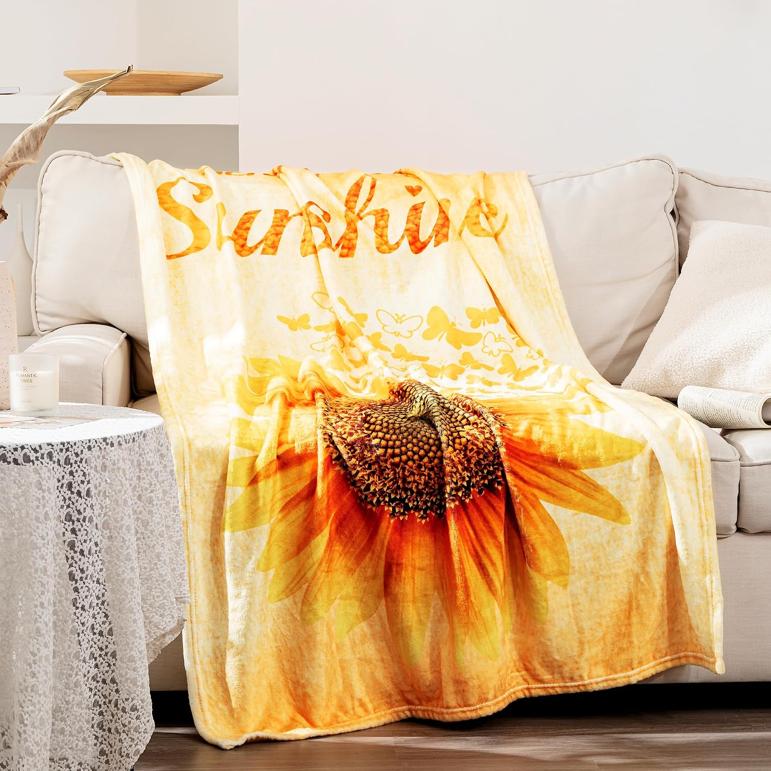 Thumbnail 4 de Pamper Gifts for Women: Sunlit Self-Care Gift Box with Luxury Throw and Spa Essentials