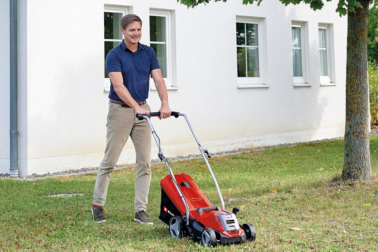 Detalle de Einhell GE-CM 18/33 Li Kit — Tondeuse à gazon sans fil Power X-Change (1x4,0 Ah)