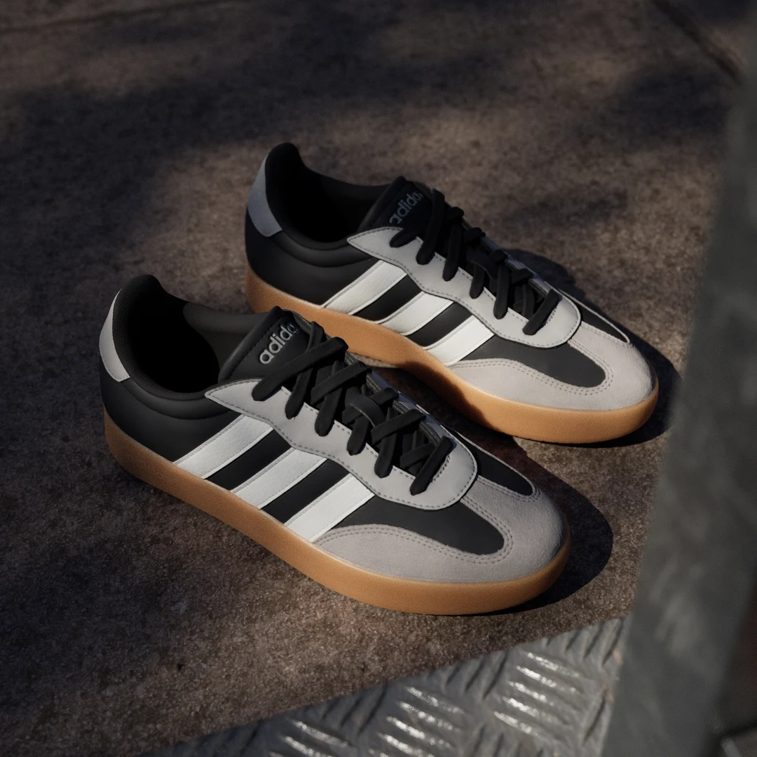 Detalle 2 de Zapatilla Barreda de Adidas: estilo y versatilidad en color negro